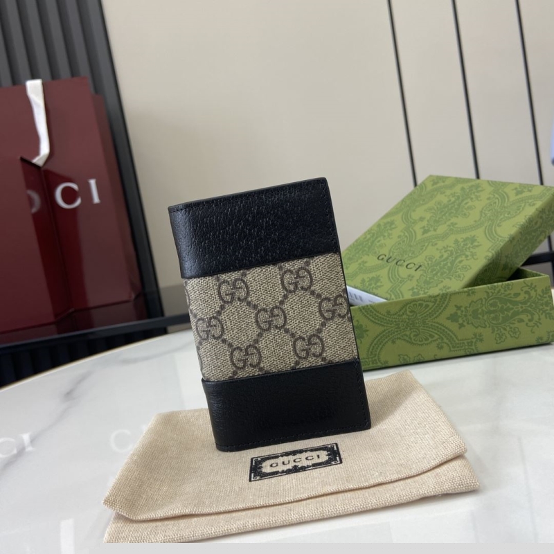 G*u*i wallets & purse